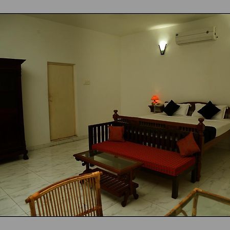 Le Capucin Hotel Pondicherry Luaran gambar